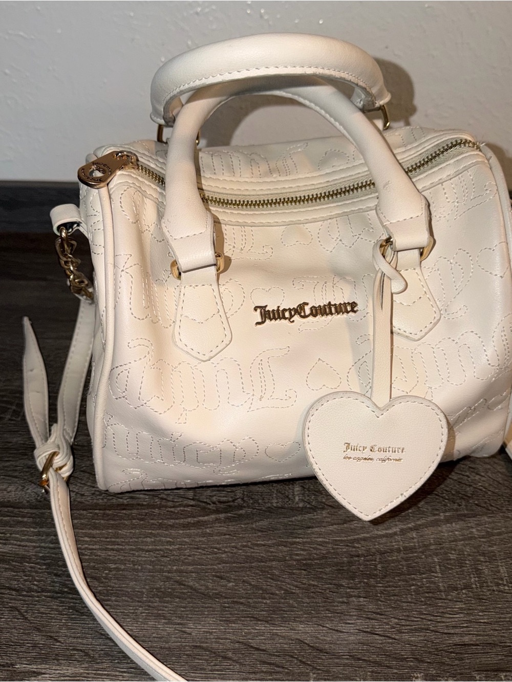 JUICY COUTURE Bag Bestseller Fame Crossbody Satchel - Ivory Cream Angel Deboss